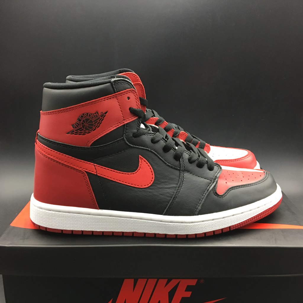 Air Jordan 1 AA3834-102
